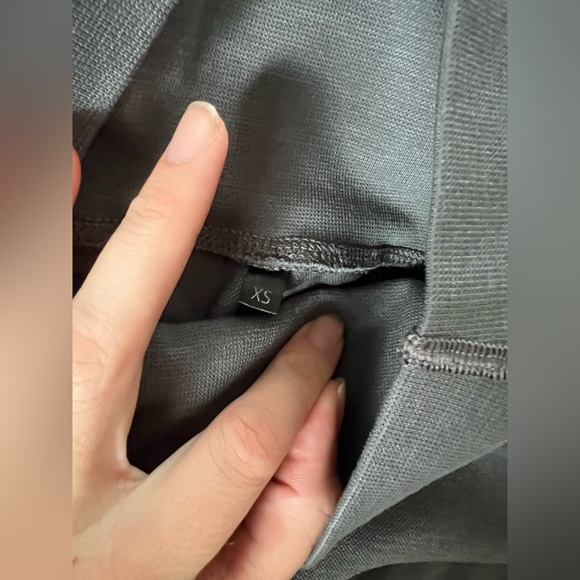 Grey Alphalete pants - Picture 5 of 5